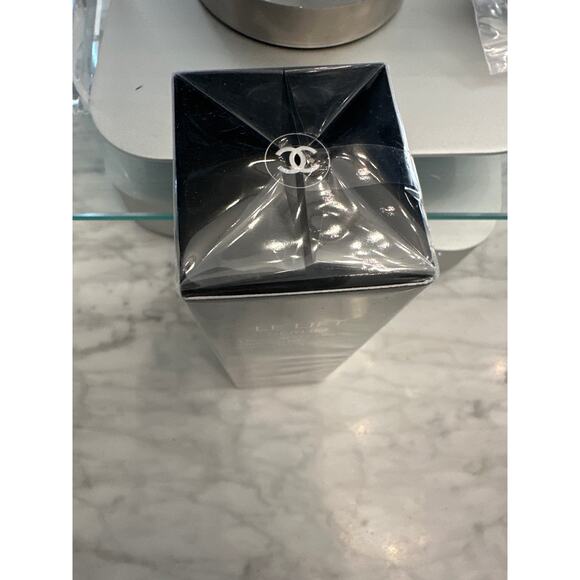 Chanel LE LIFT SÉRUM, 1.7 oz - Picture 2 of 6